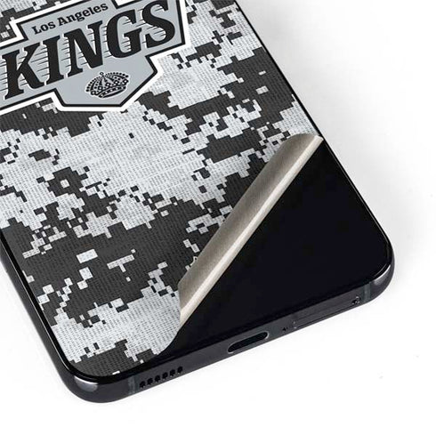 NHL Los Angeles Kings Camo Galaxy S22 Plus Skin